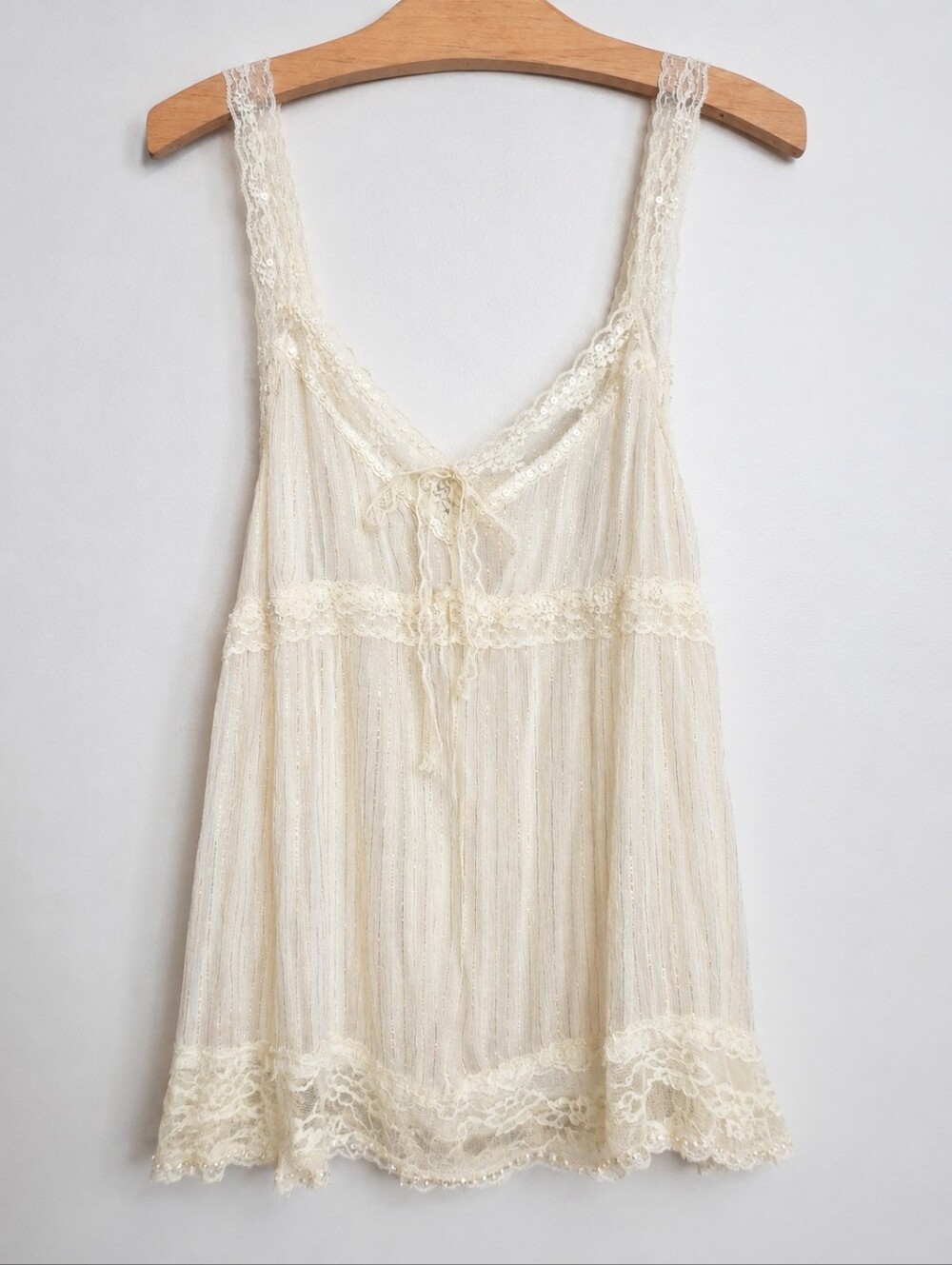 Vintage Heart Moon Star Ivory Lace Sequin Y2K Boho Cami Top – M